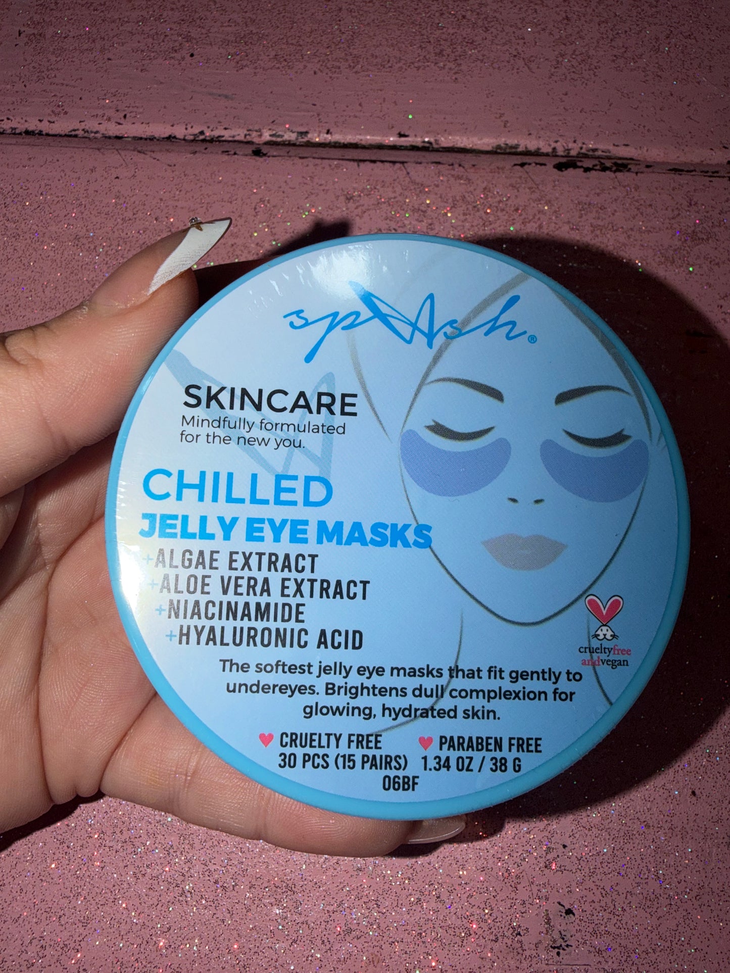 Chilled jelly eye masks