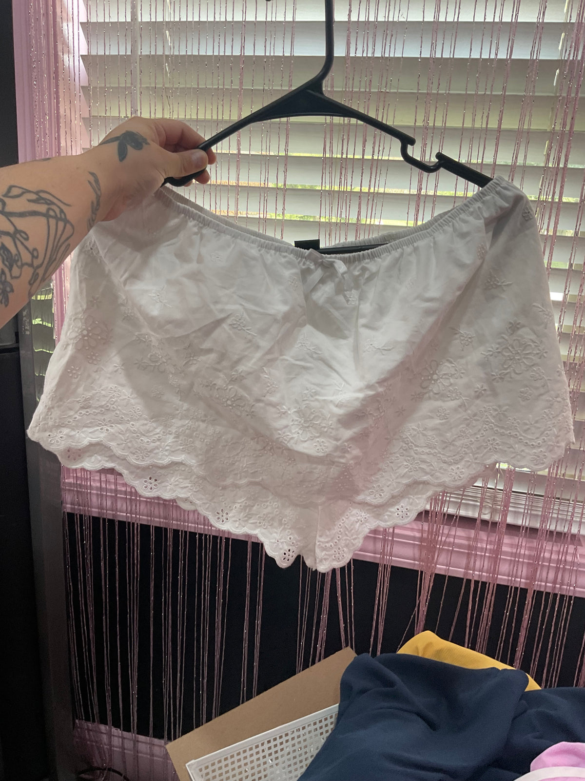 Lace white shorts (S)