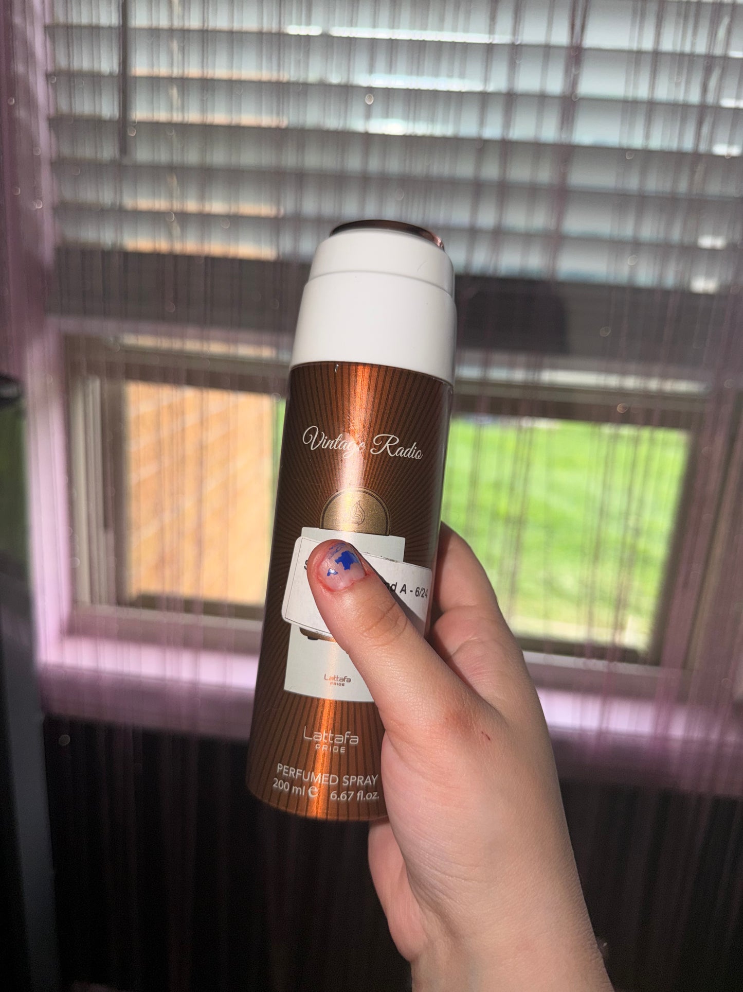 Vintage radio men’s body spray