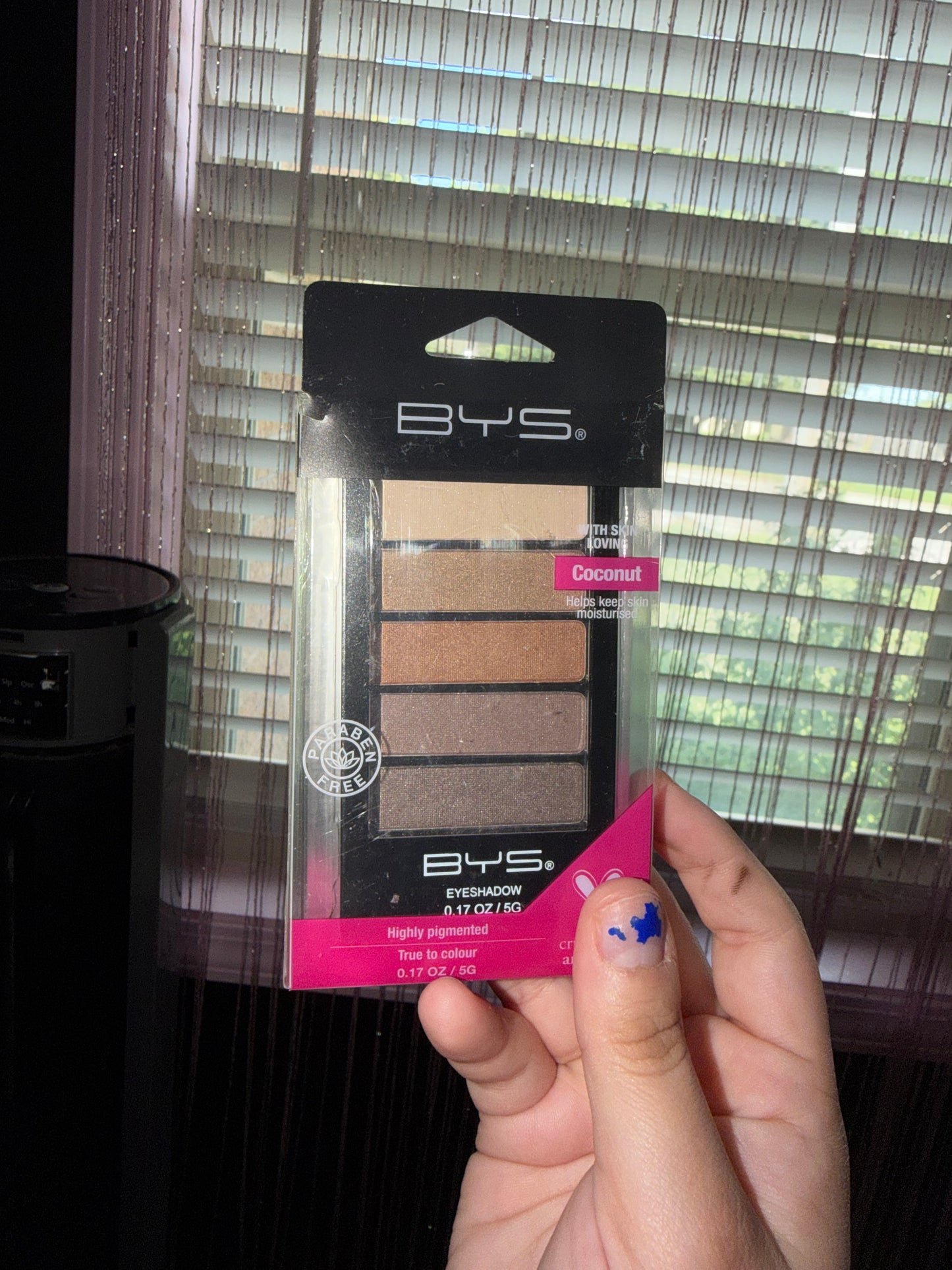 BYS nude eyeshadow palette