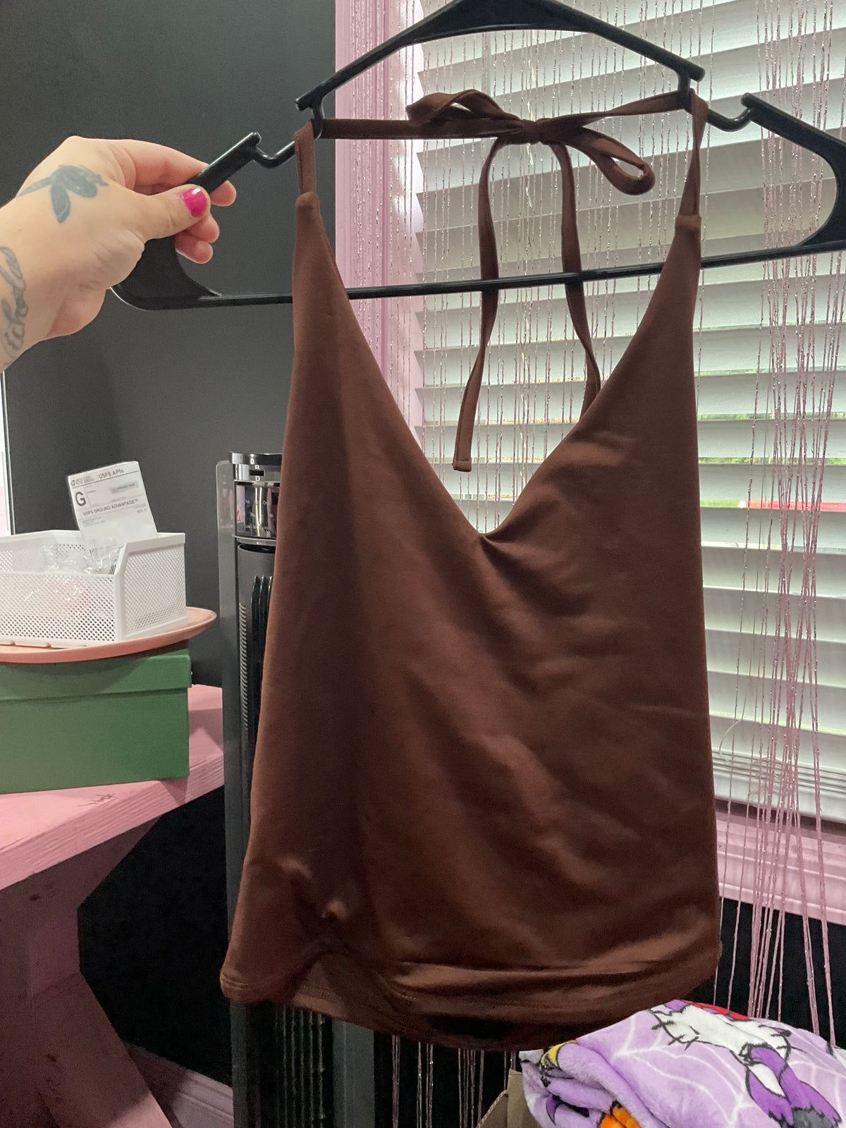 Brown halter top (L)