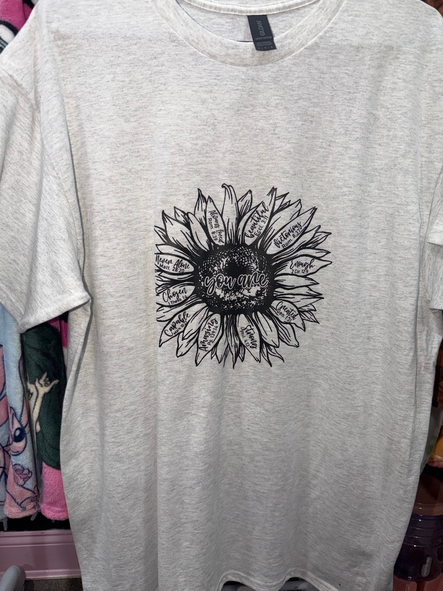 You are graphic tee (L)