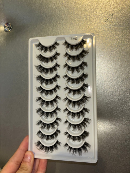 10 LASHES PACK
