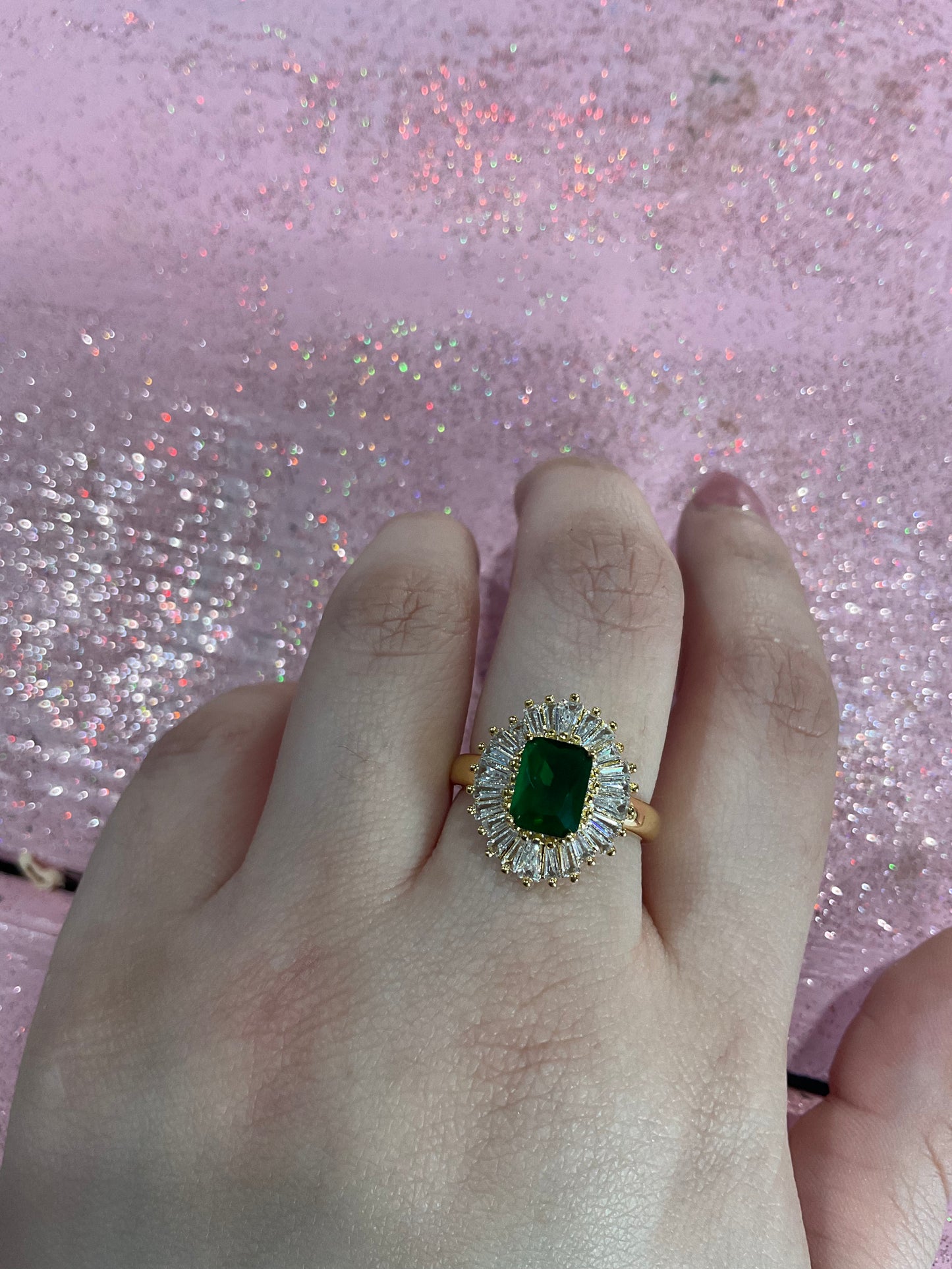 Green flower ring