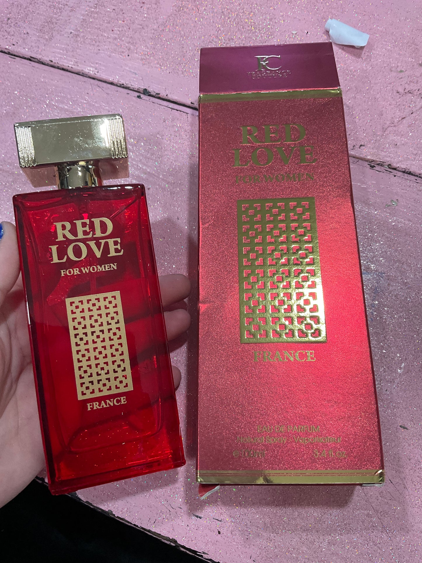 Red love perfume