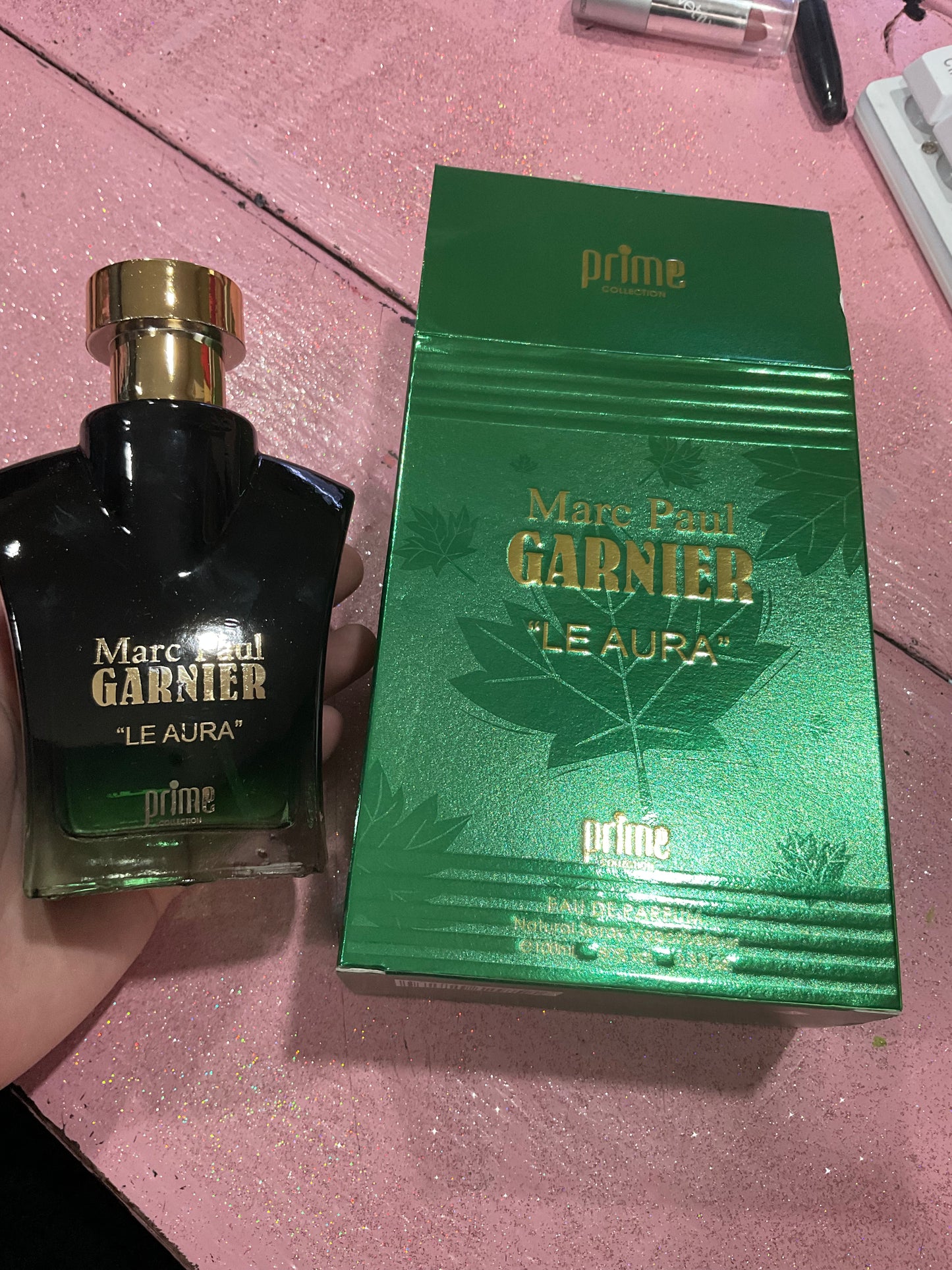 Le aura cologne
