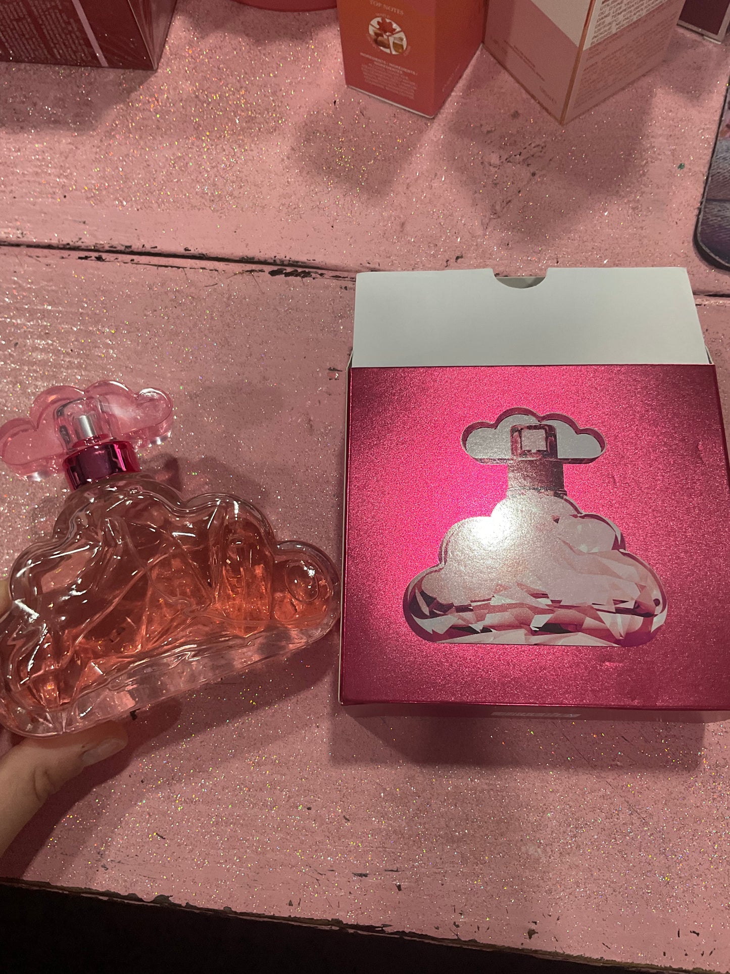 Pink cloud perfume