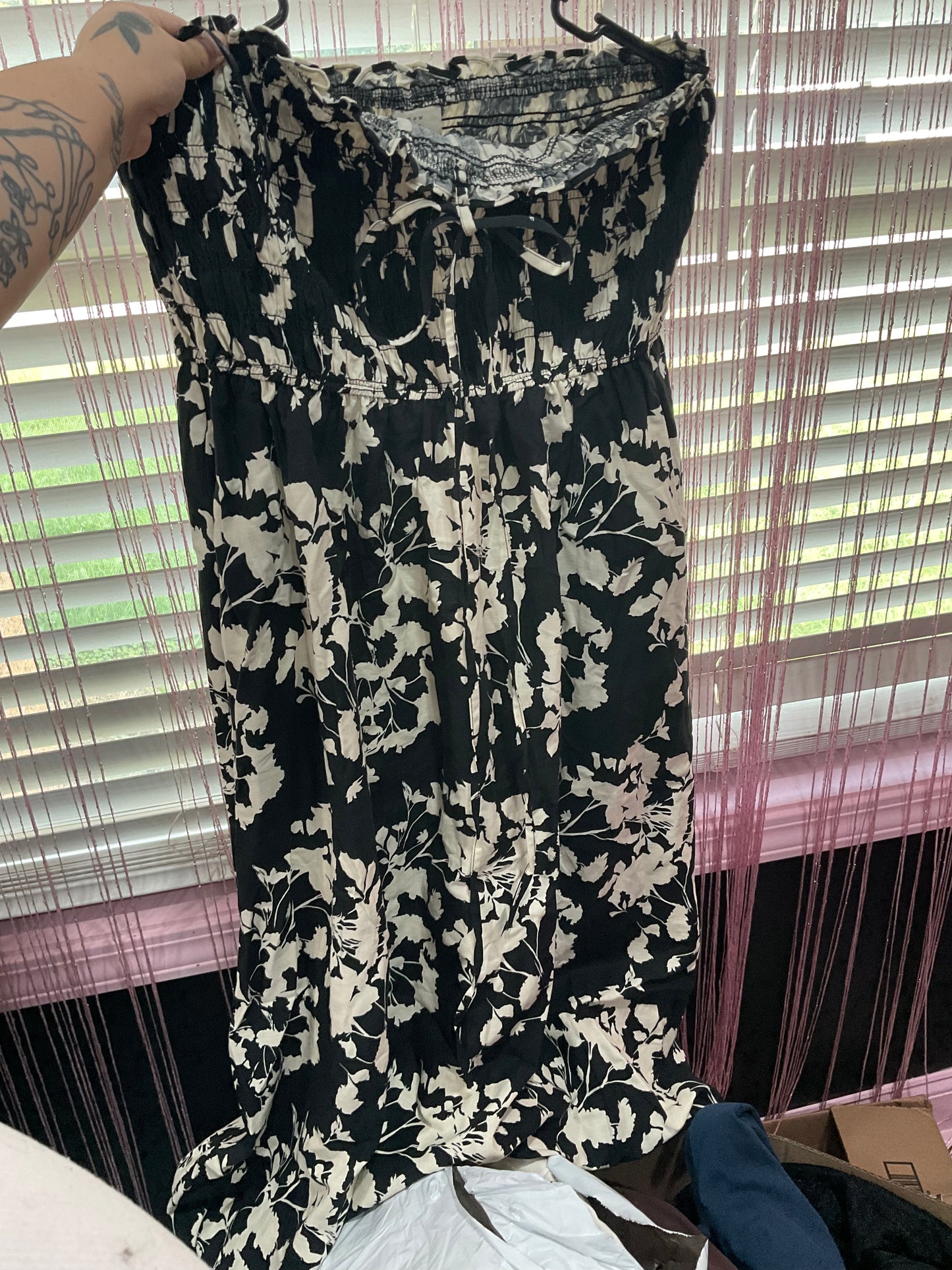 Black and white floral long dress (M)