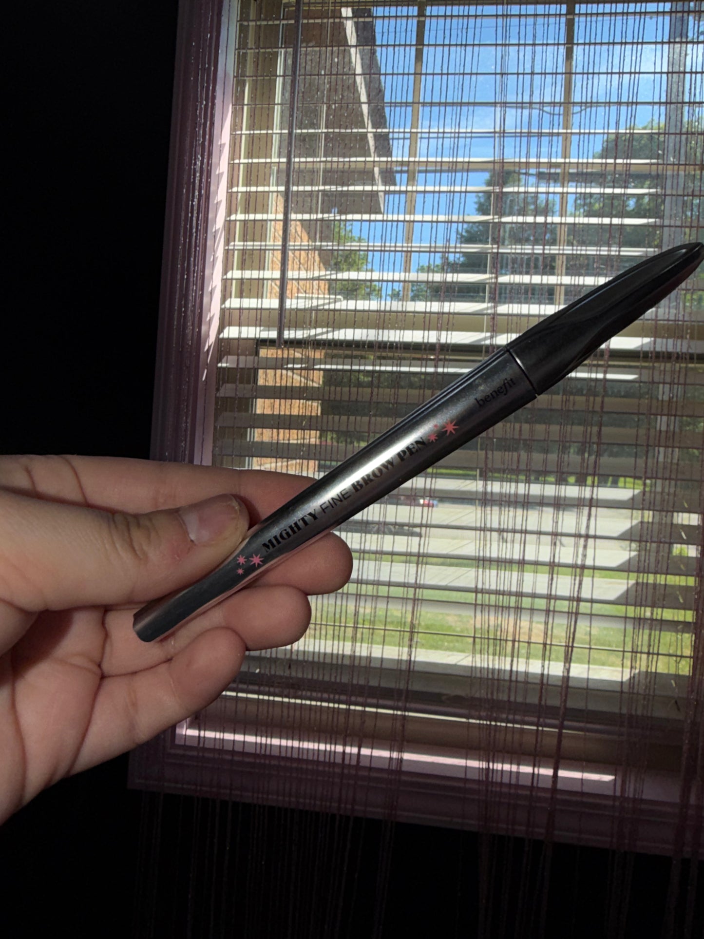 Benefit mighty fine brow pen shade Warm auburn