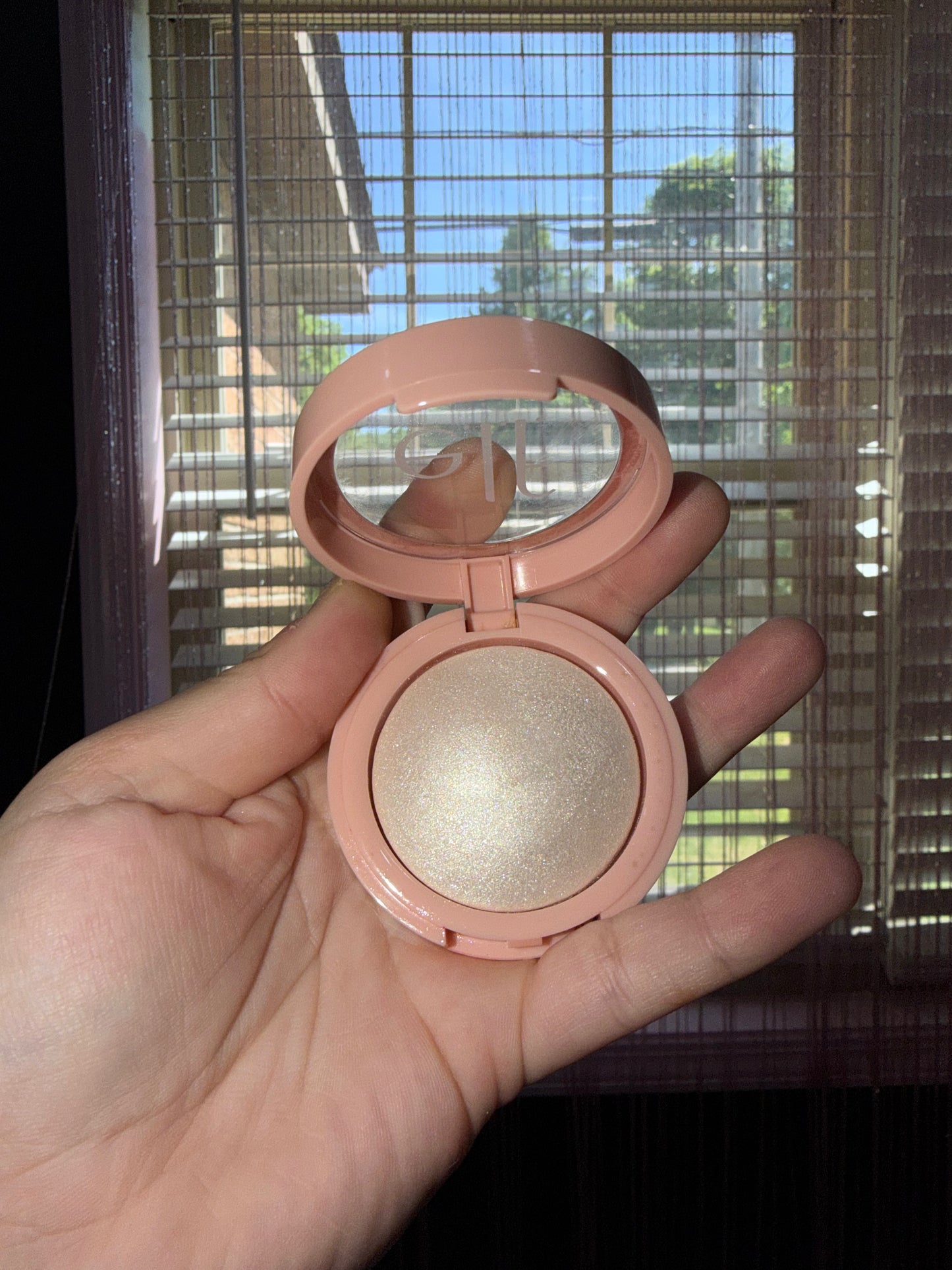 Elf powder highlight soft pearl era