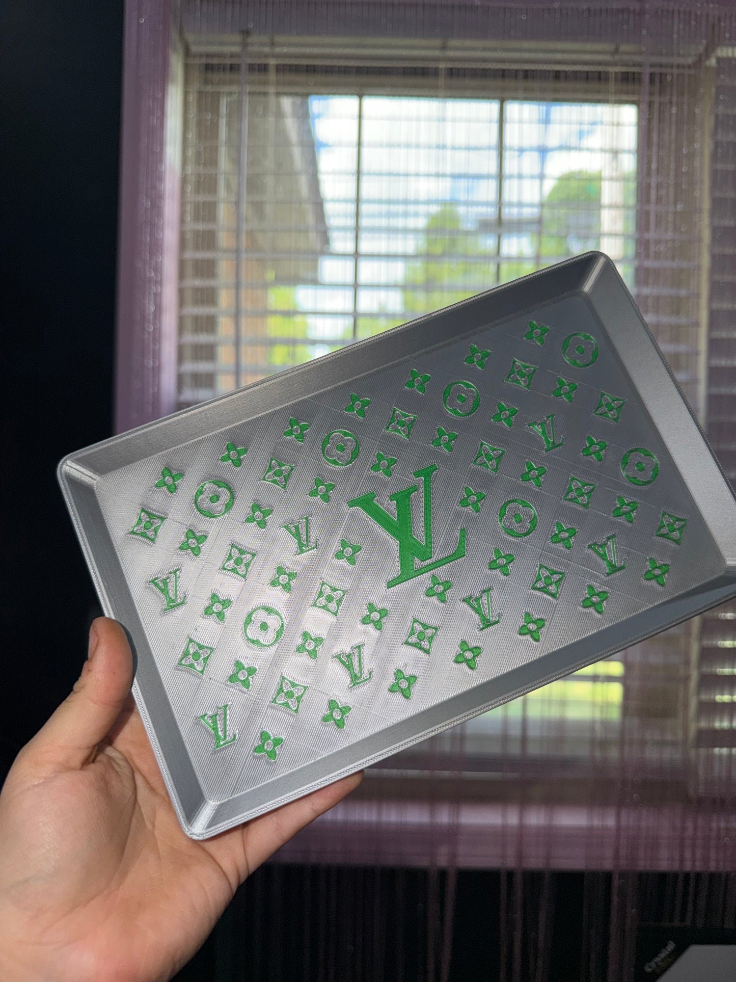 VL tray