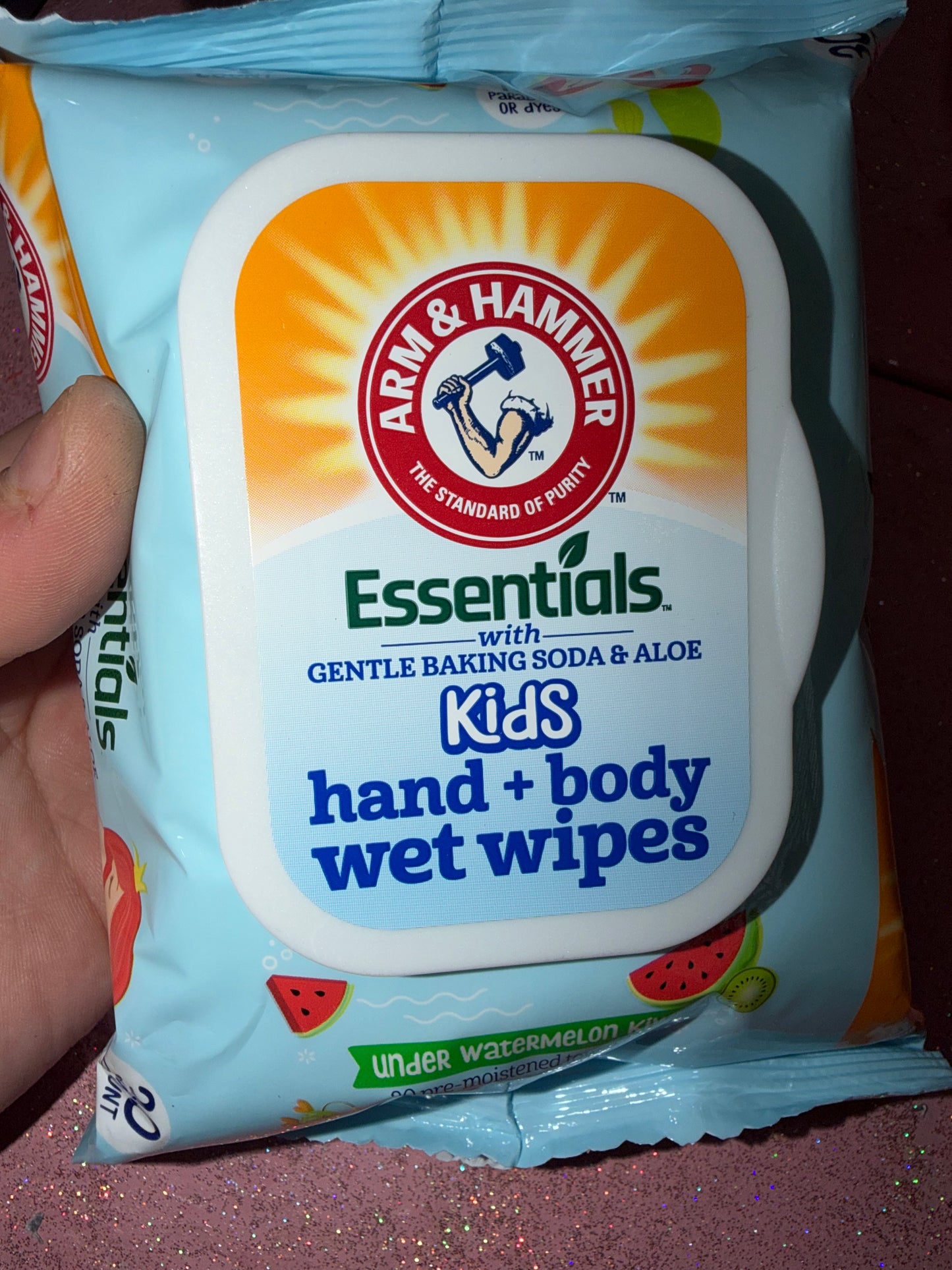 Kids hand and body wet wipes