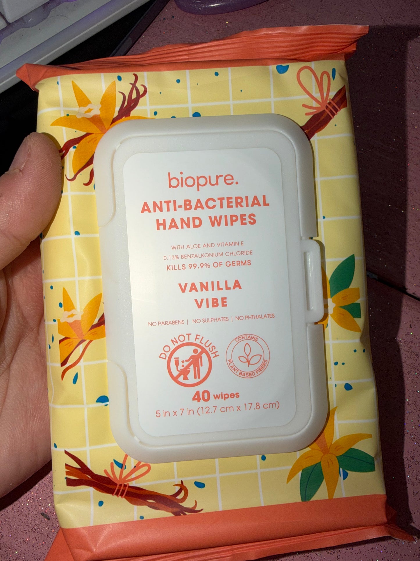 Vanilla hand wipes