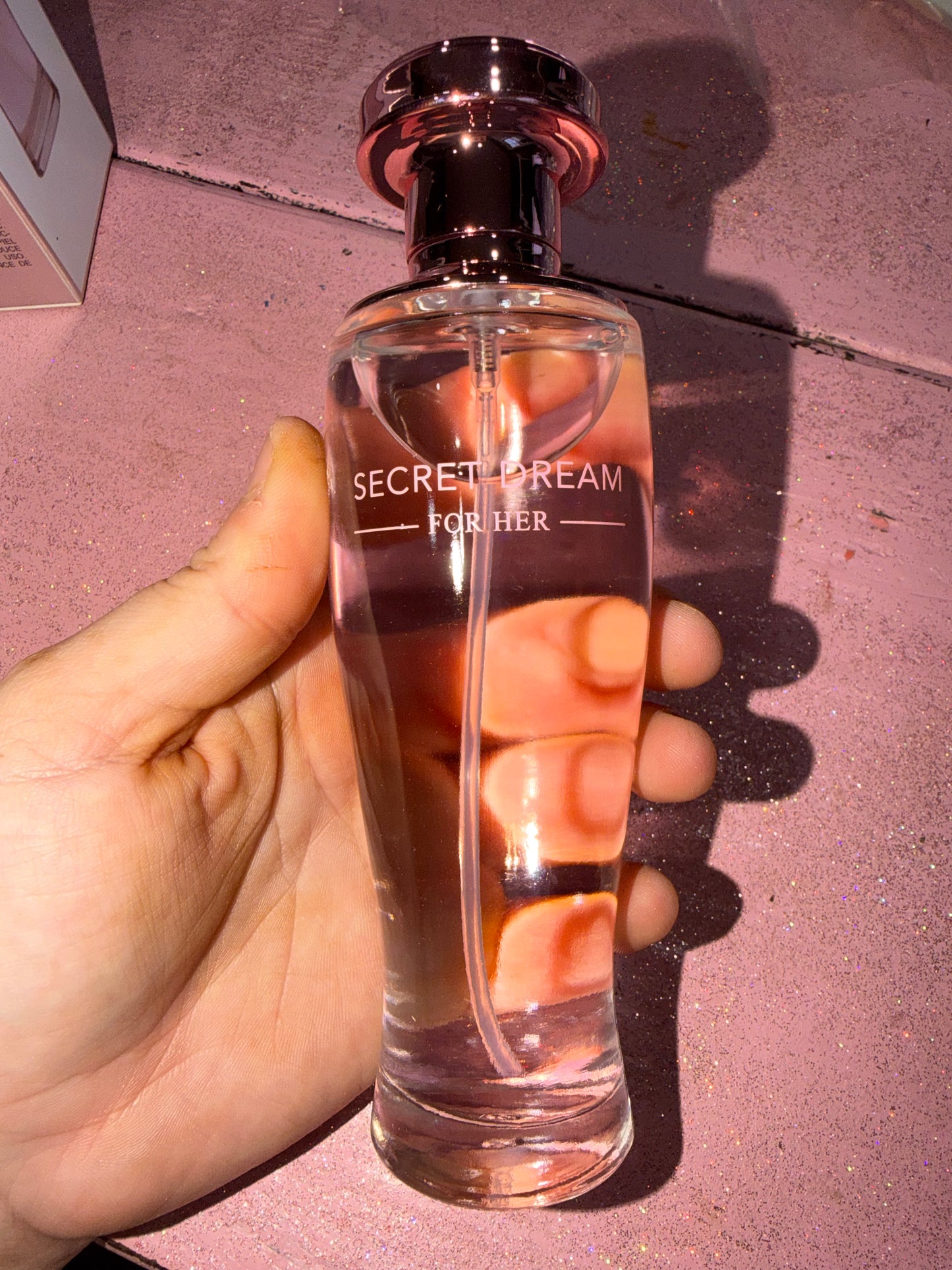 Secret dream perfume
