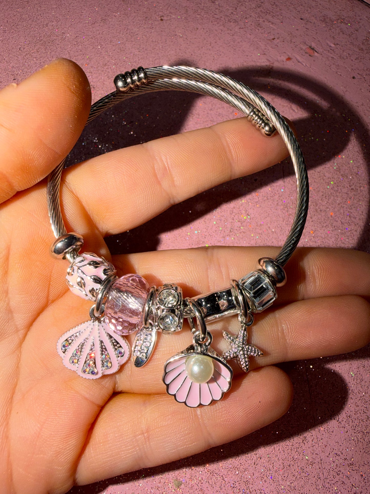 Pink seashells bracelet