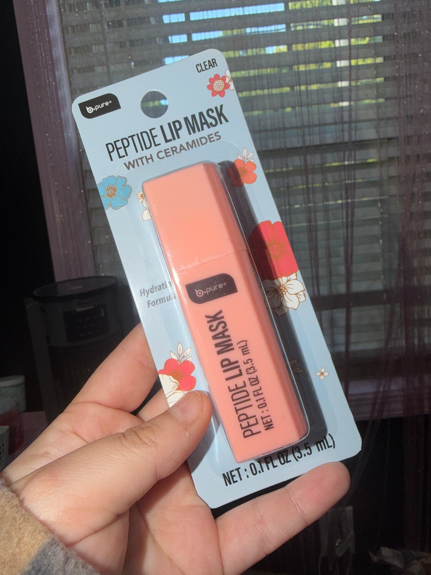 Peptide lip mask