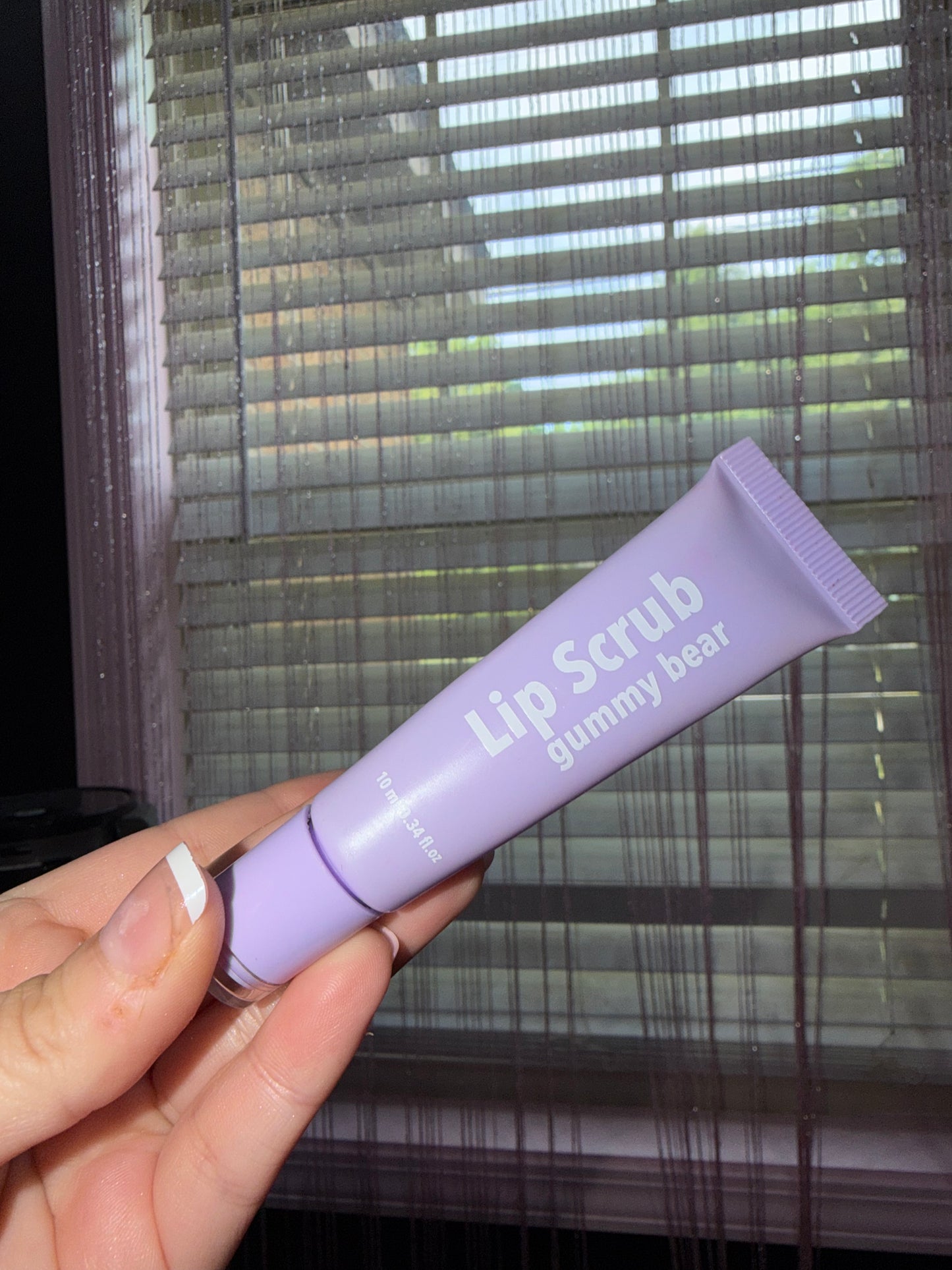 Gummy bear lip scrub