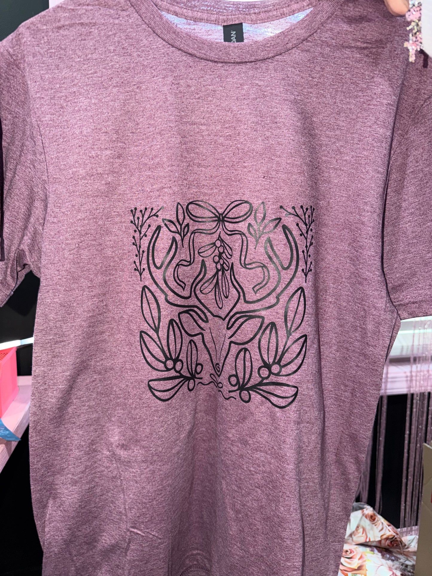 Deer graphic tee (M)