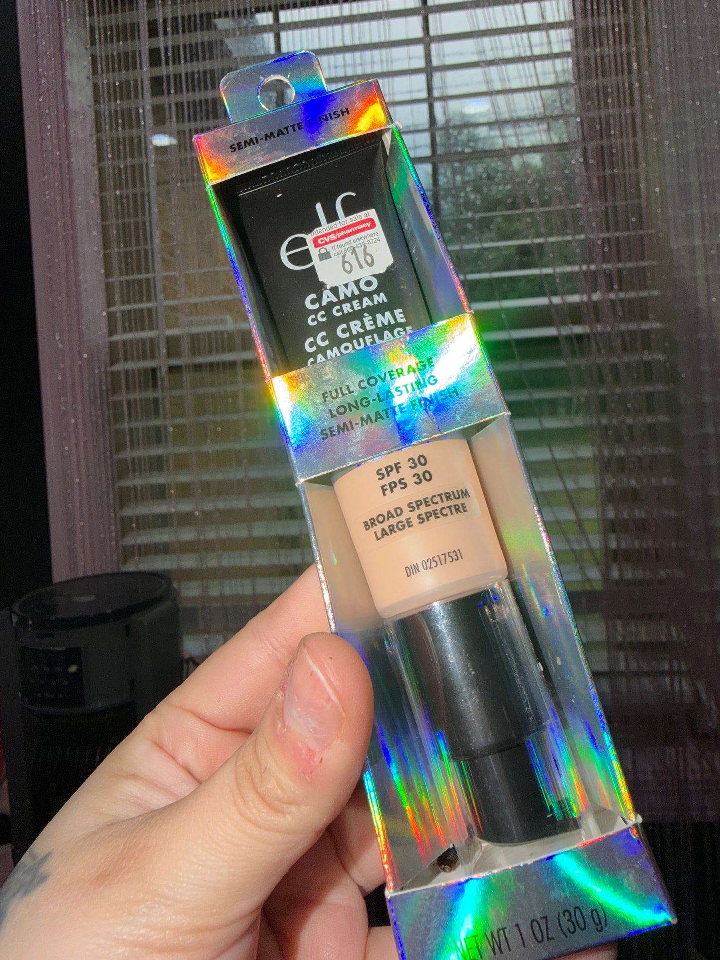 Elf camo foundation shade 150 light