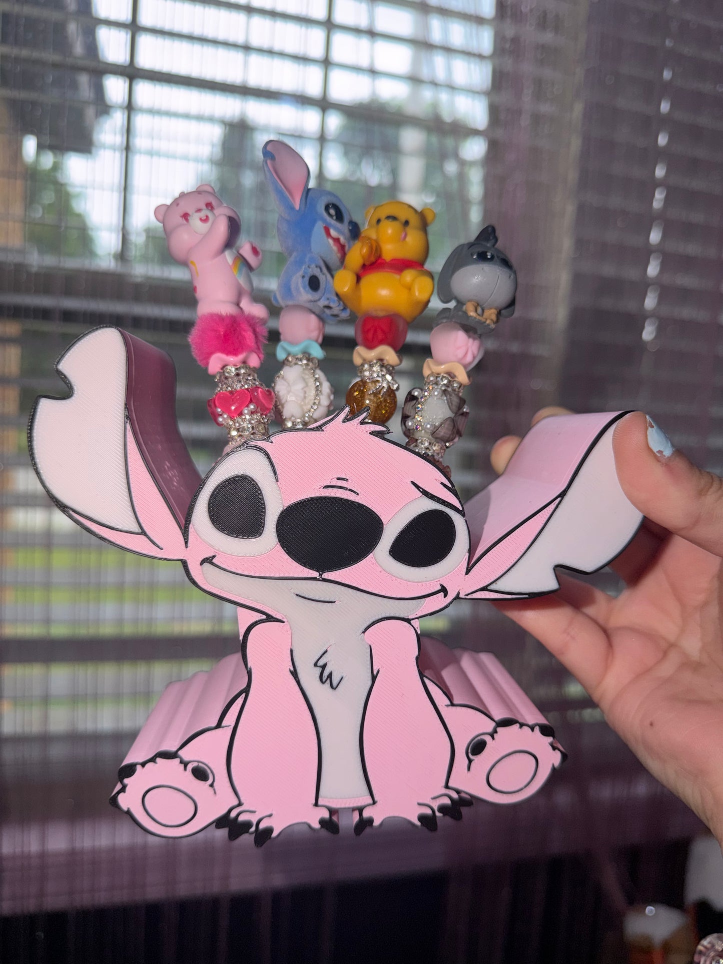 Stitch pen holder