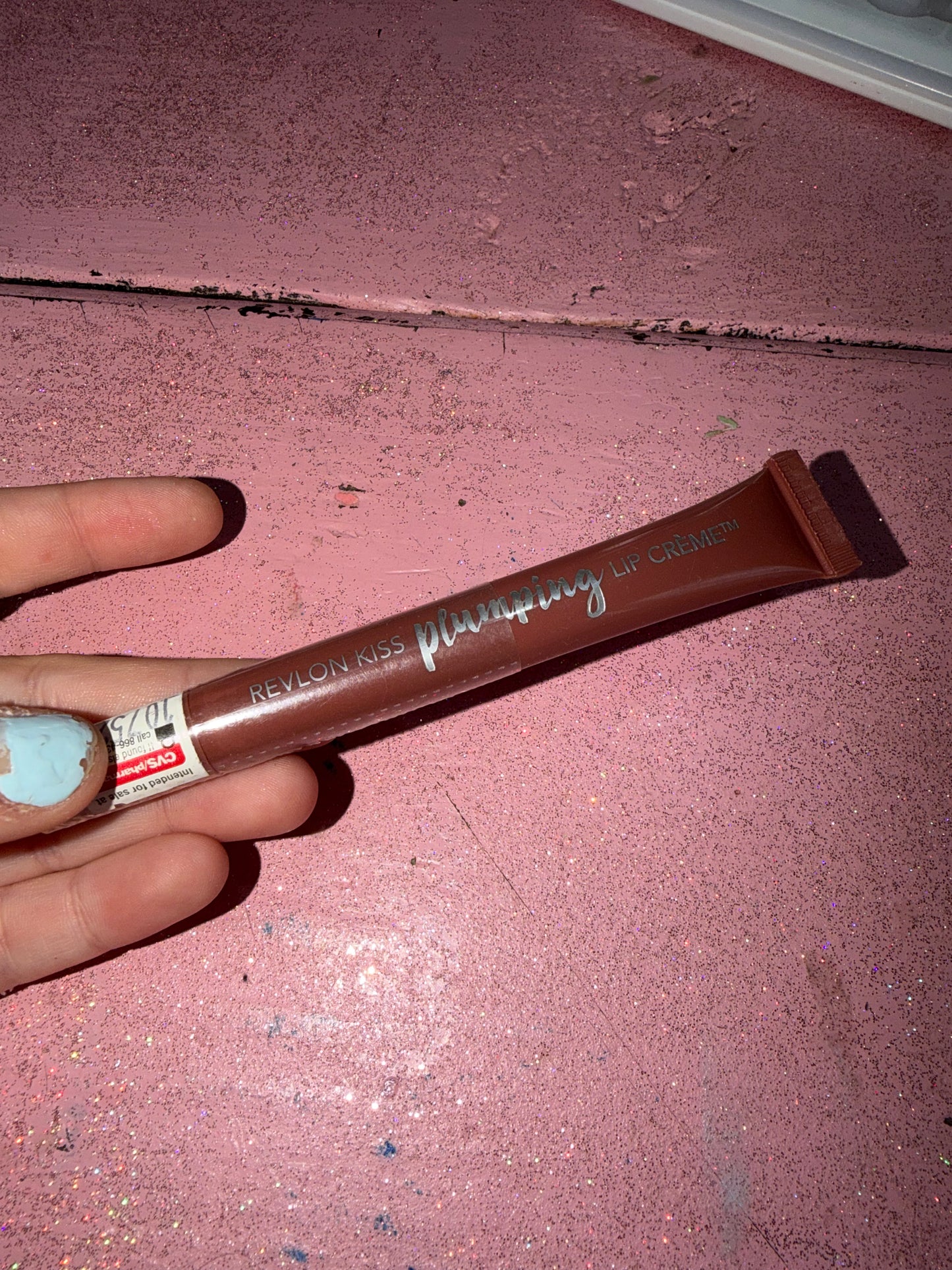 Revlon kiss plumping crème shade “almond”
