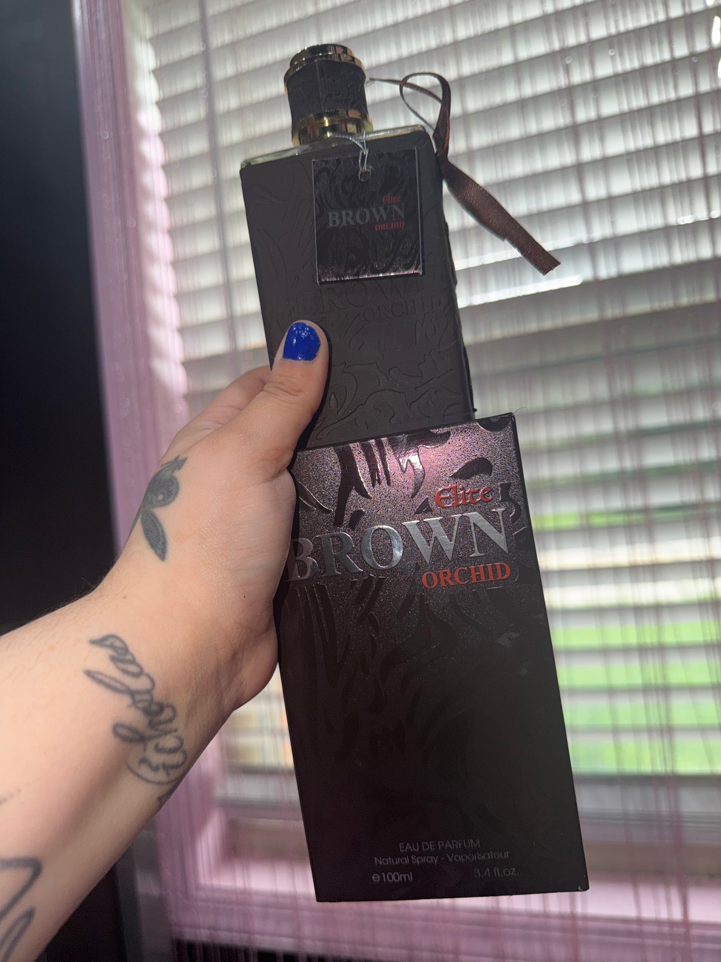 Elite brown orchid cologne