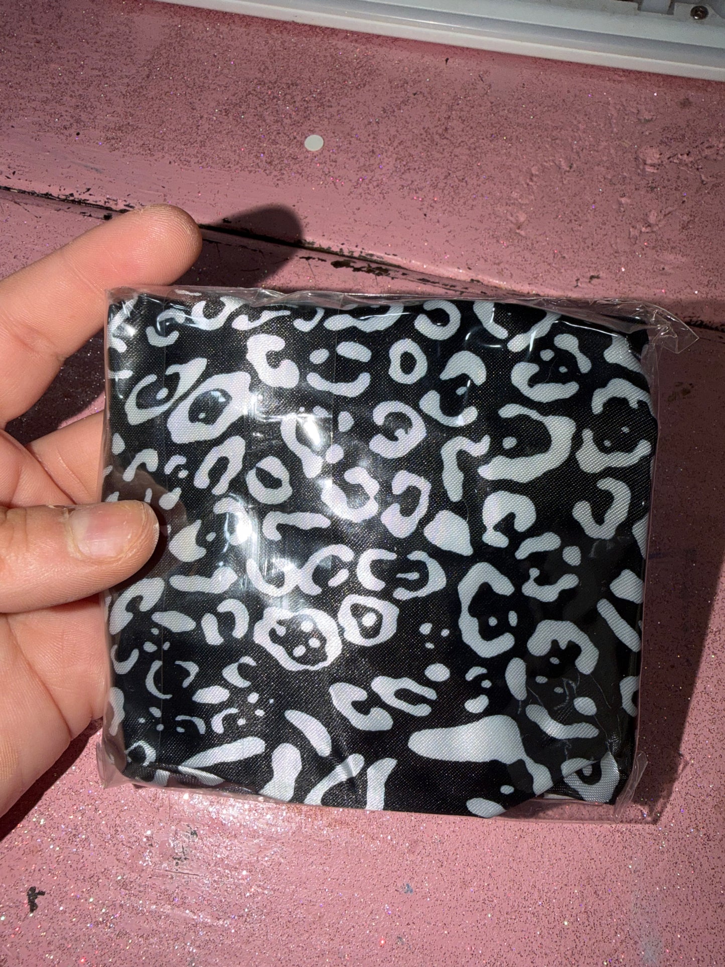 Black and grey cheetah shower cap