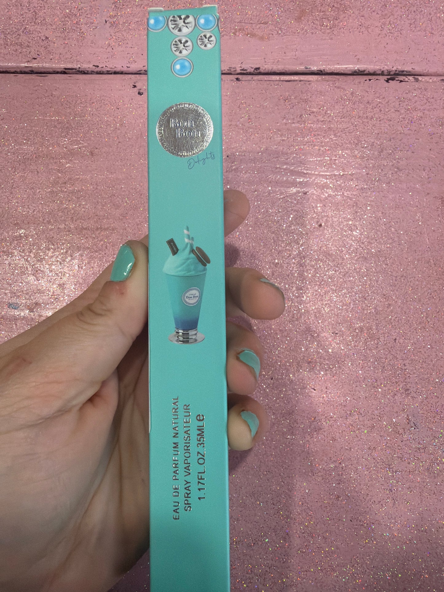Bon bon blue perfume