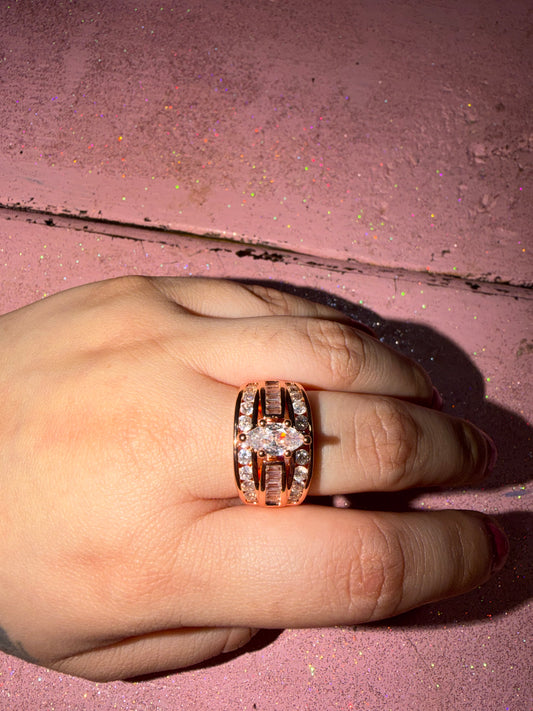 Size 6 rose gold ring