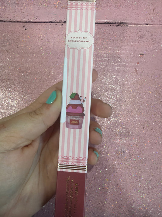 Berry on top perfume