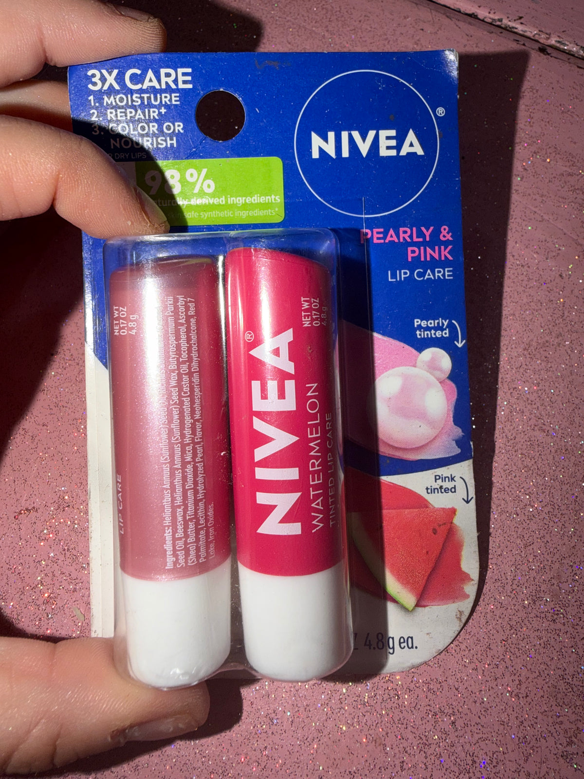 Pearly pink lip balm set