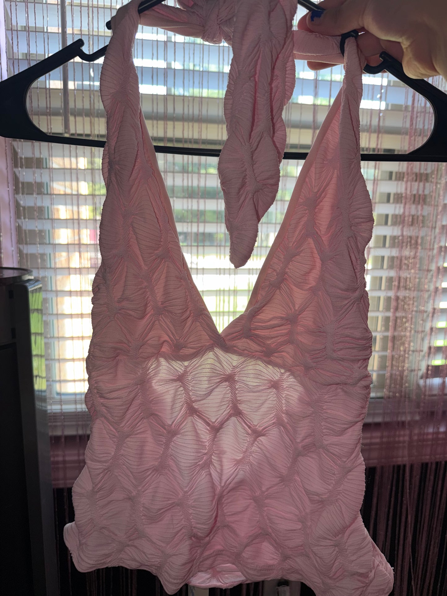 Pink halter top (M)