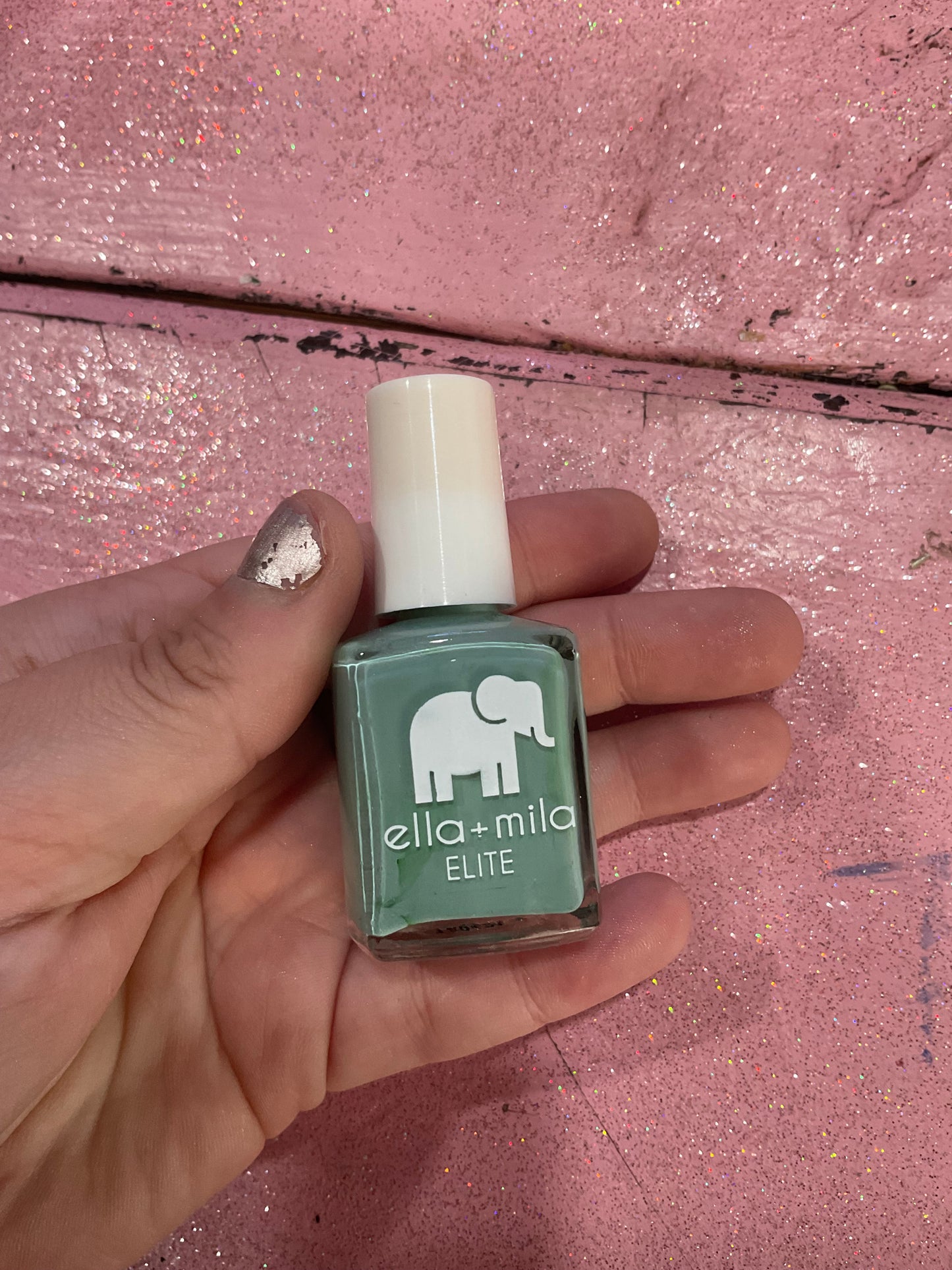 Mint blue polish