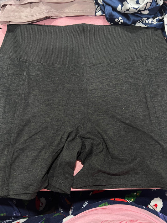 XL black shorts