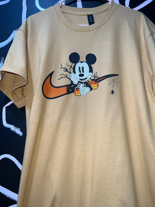 Mickey Mouse graphic tee