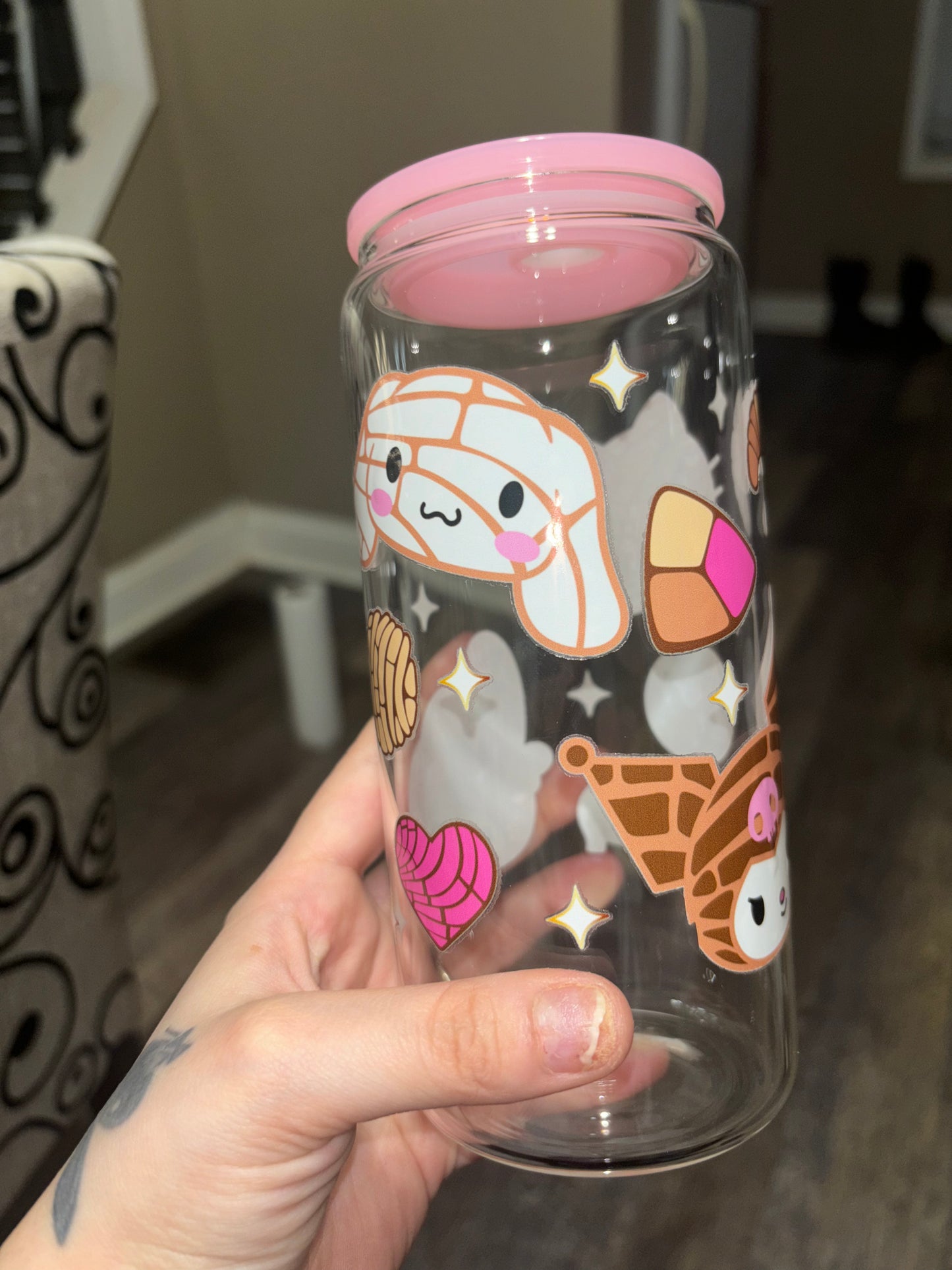 SANRIO BREAD BIG CUP WITH COLOR LID