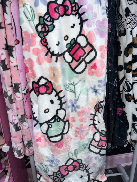 Hello kitty plant blanket