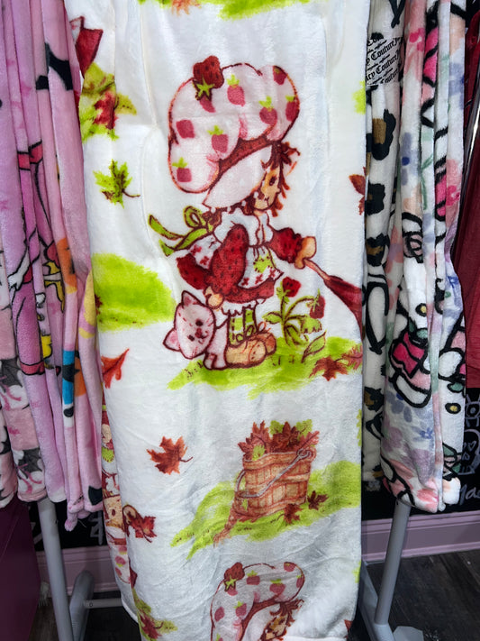 Strawberry shortcake blanket