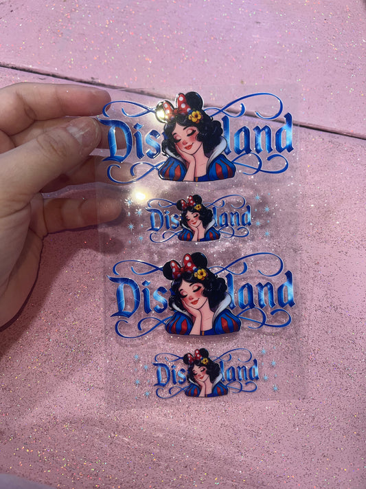 Disneyland Snow White wrap