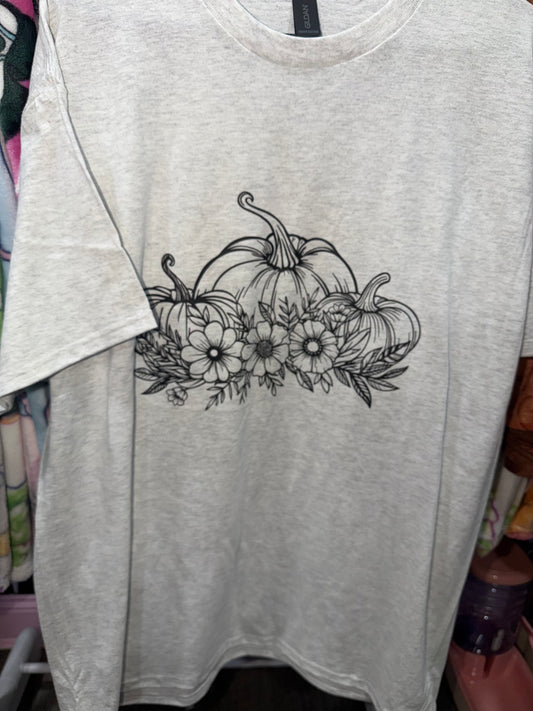 Pumpkin graphic tee (XL)