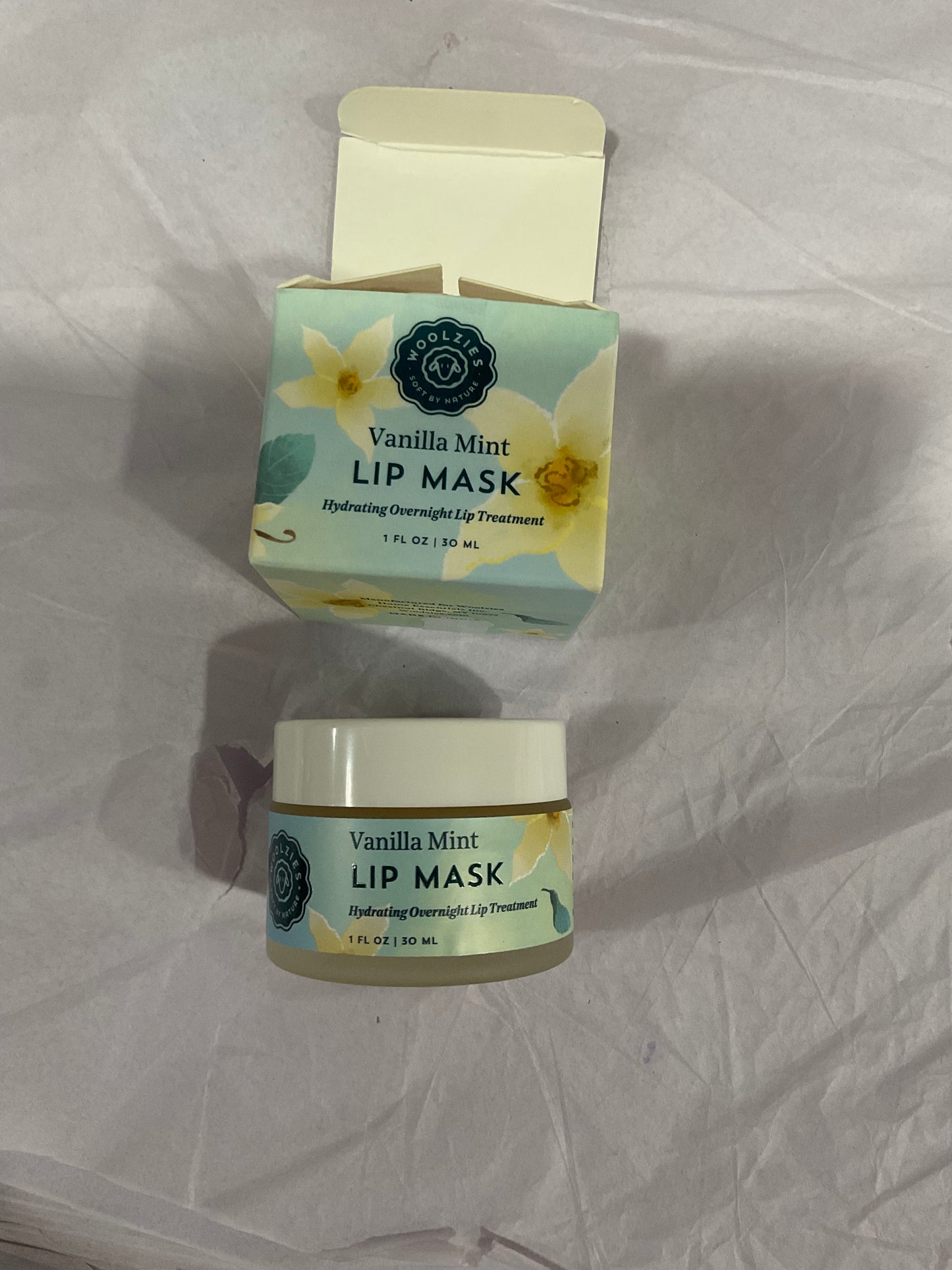 Vanilla lip mask