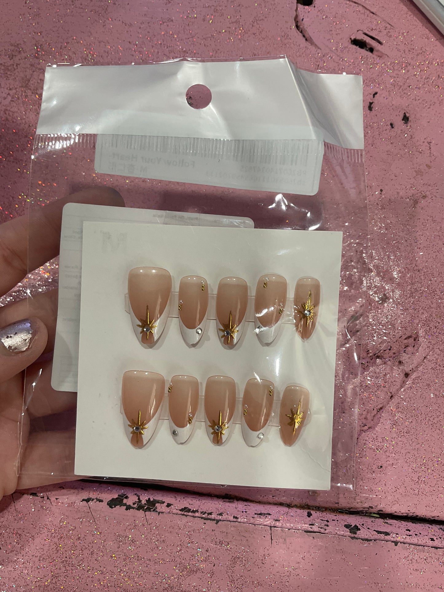 Gold star press on nails