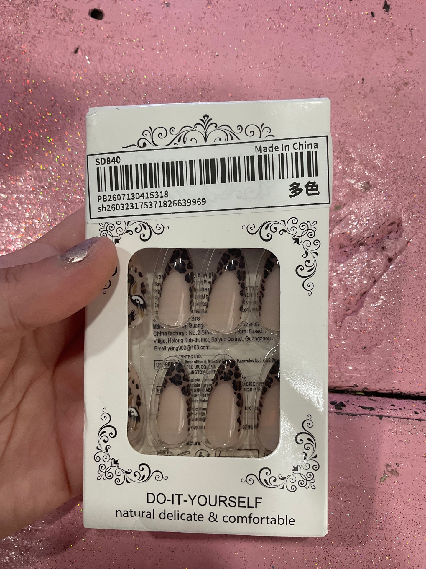 Cheetah press on nails