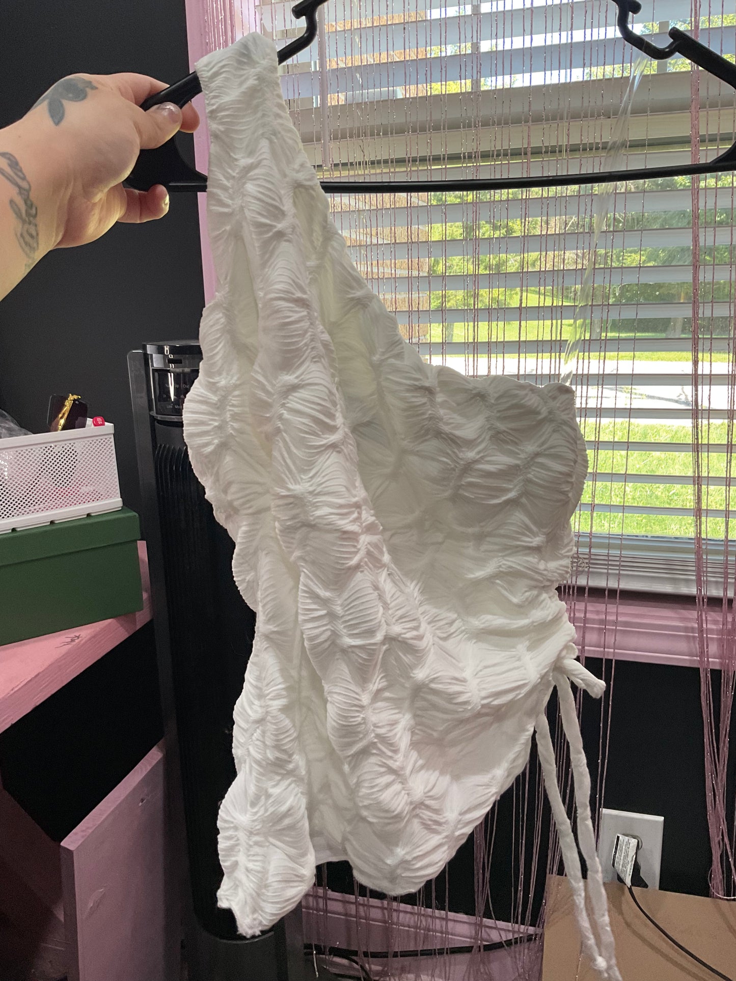 White one shoulder tank (M)