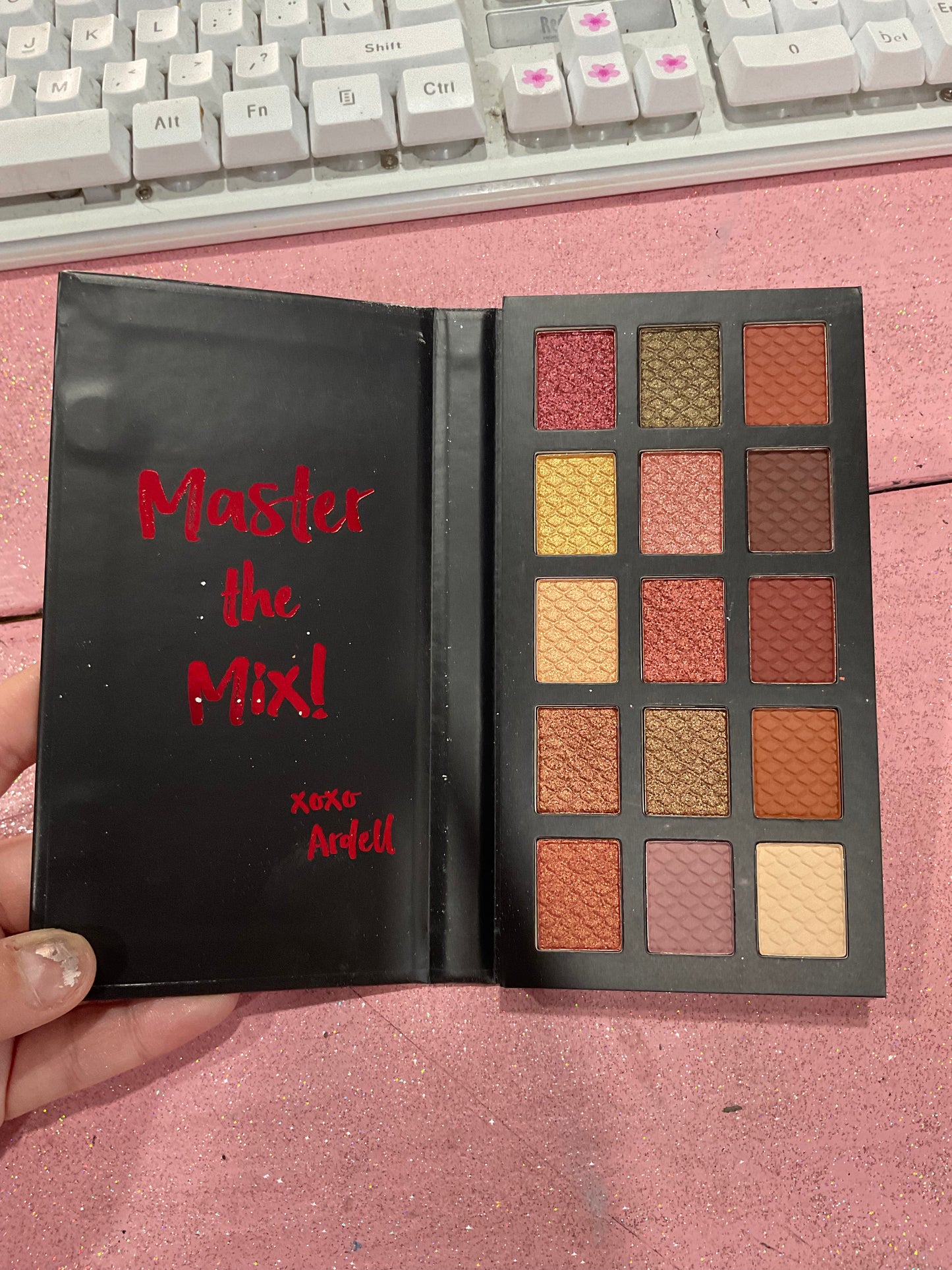 Pro eyeshadow palette