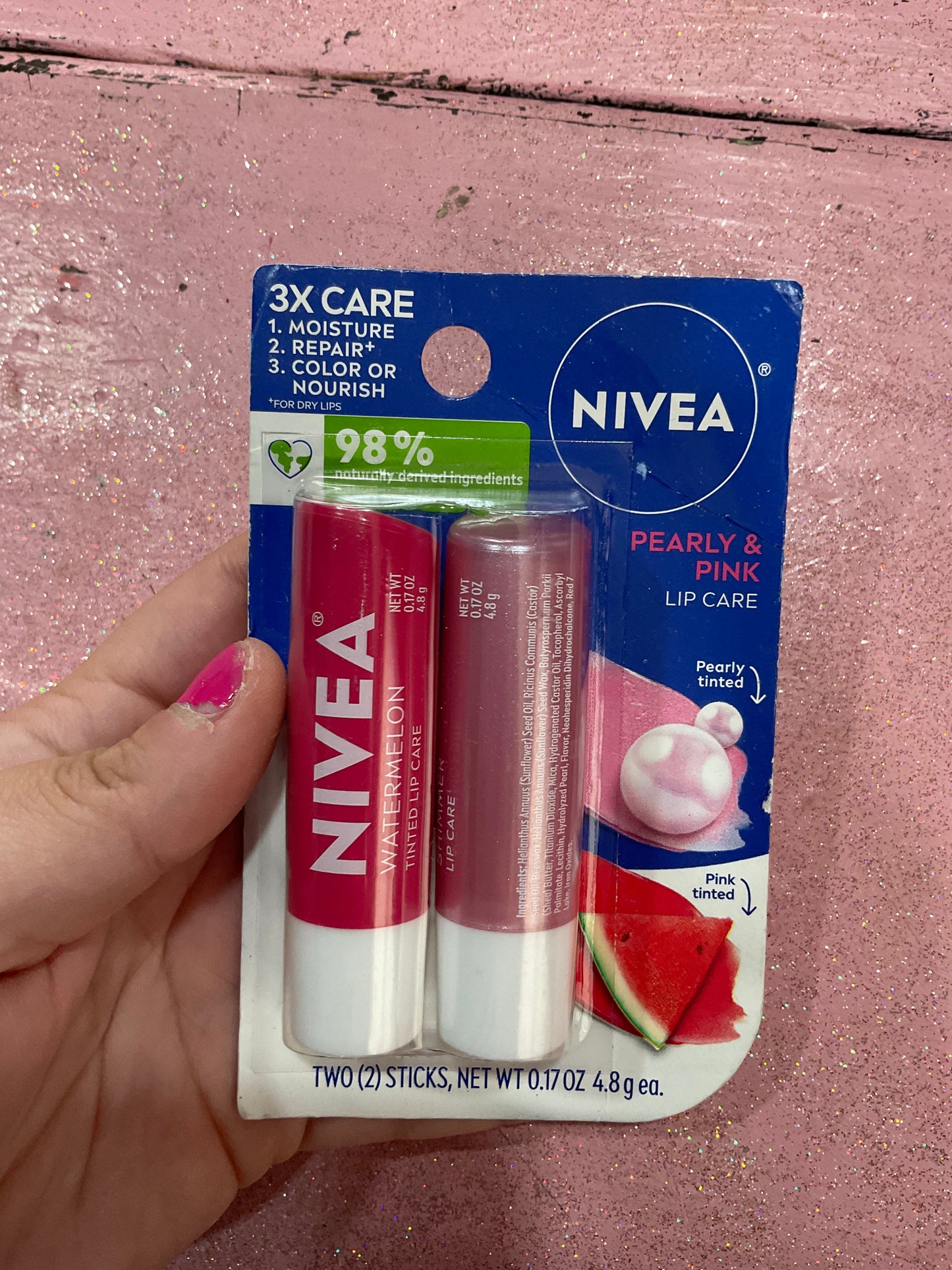 2 piece pink lip balms