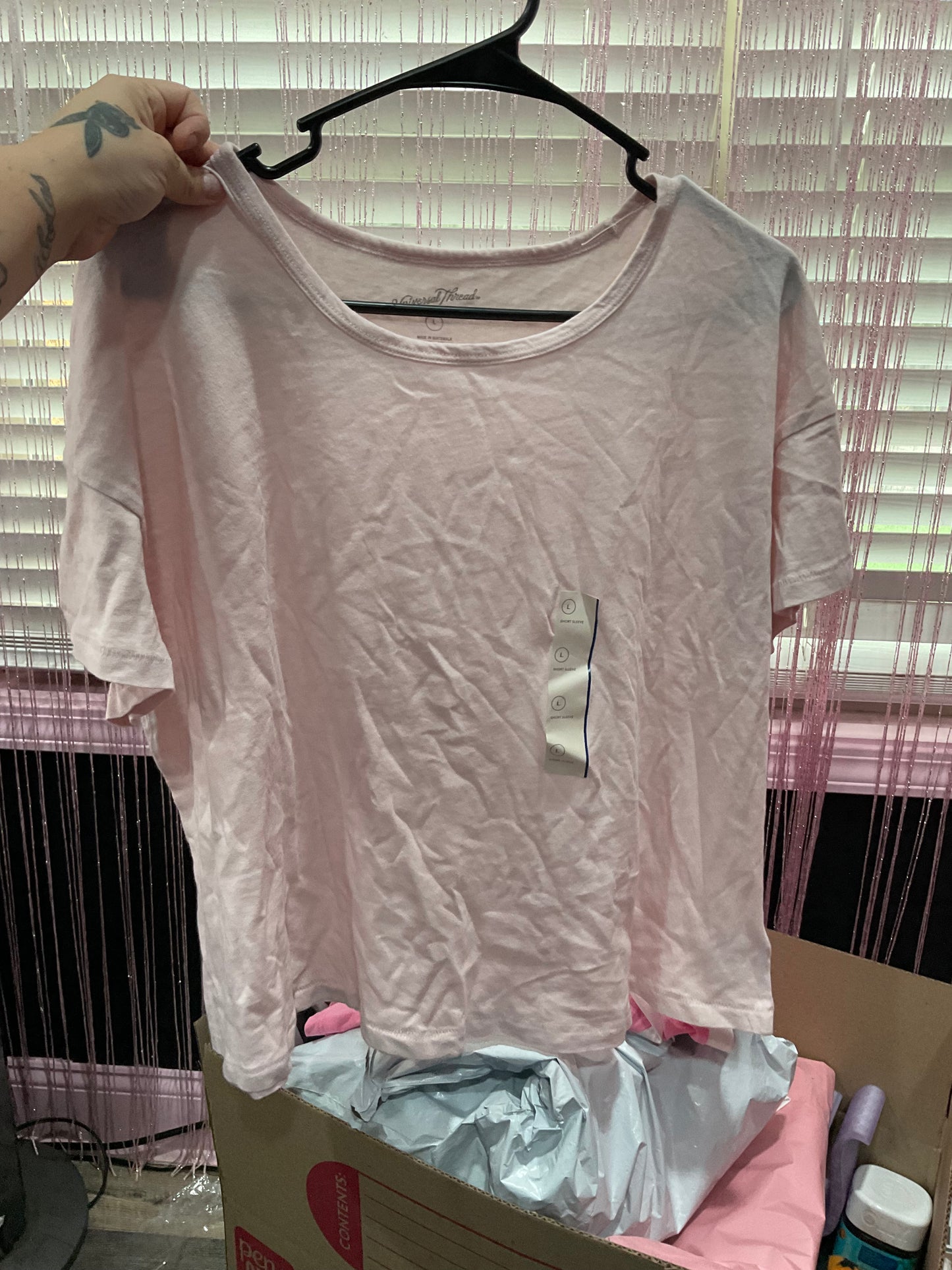 Plain pink tee (L)