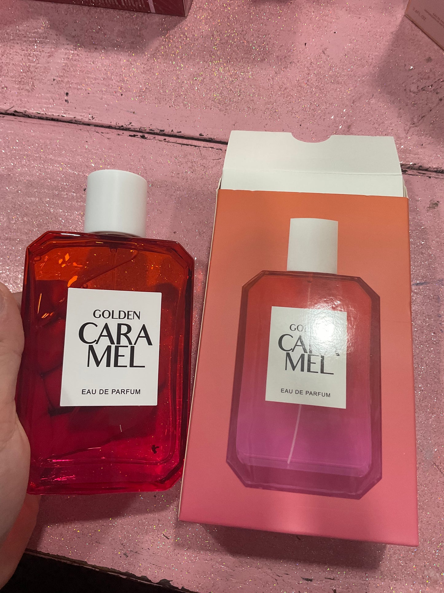 Golden caramel perfume