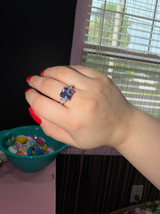 Chunky purple ring