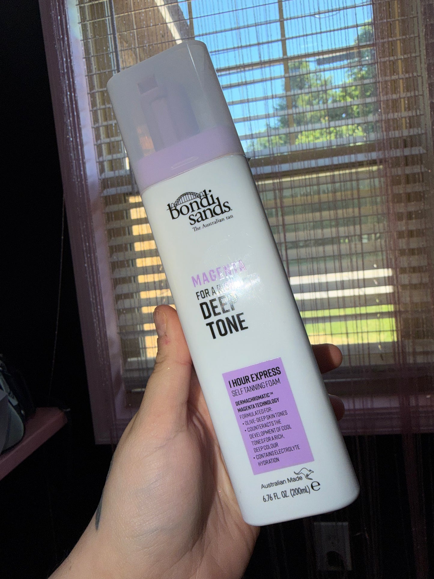 Bondi sands magenta 1 hour express self tanner